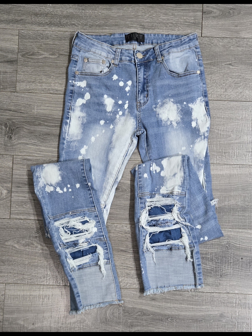 THRT Jeans Mens 32 Light Wash Paint Splatter Distressed Ripped Skinny Denim.